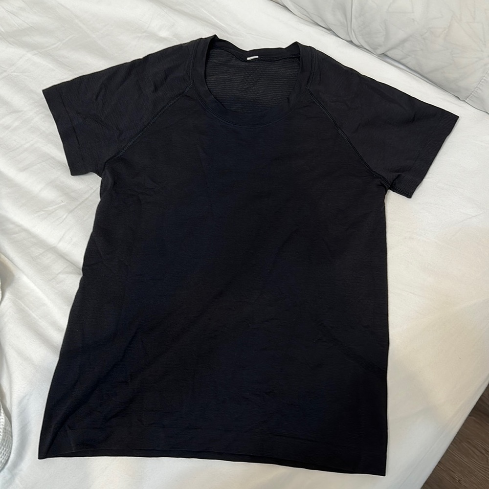 Lululemon Swiftly Tech Short Sleeve Race Length Shirt